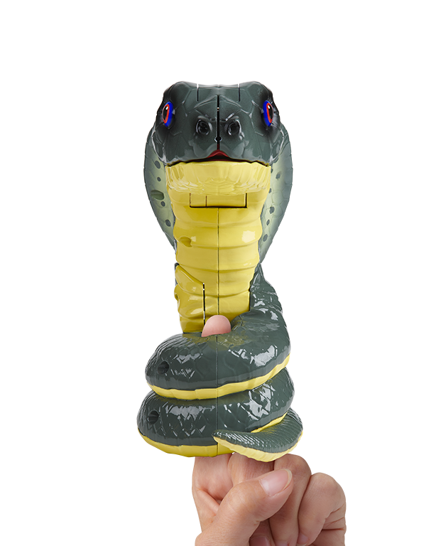 Untamed Snakes Fang King Cobra Interactive Toy Fingerlings WowWee E8 for sale online 